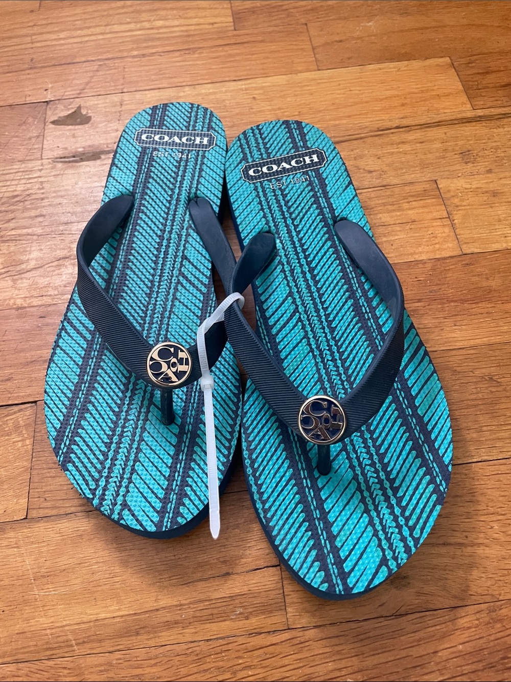 Men Accessories Subcategory Identification